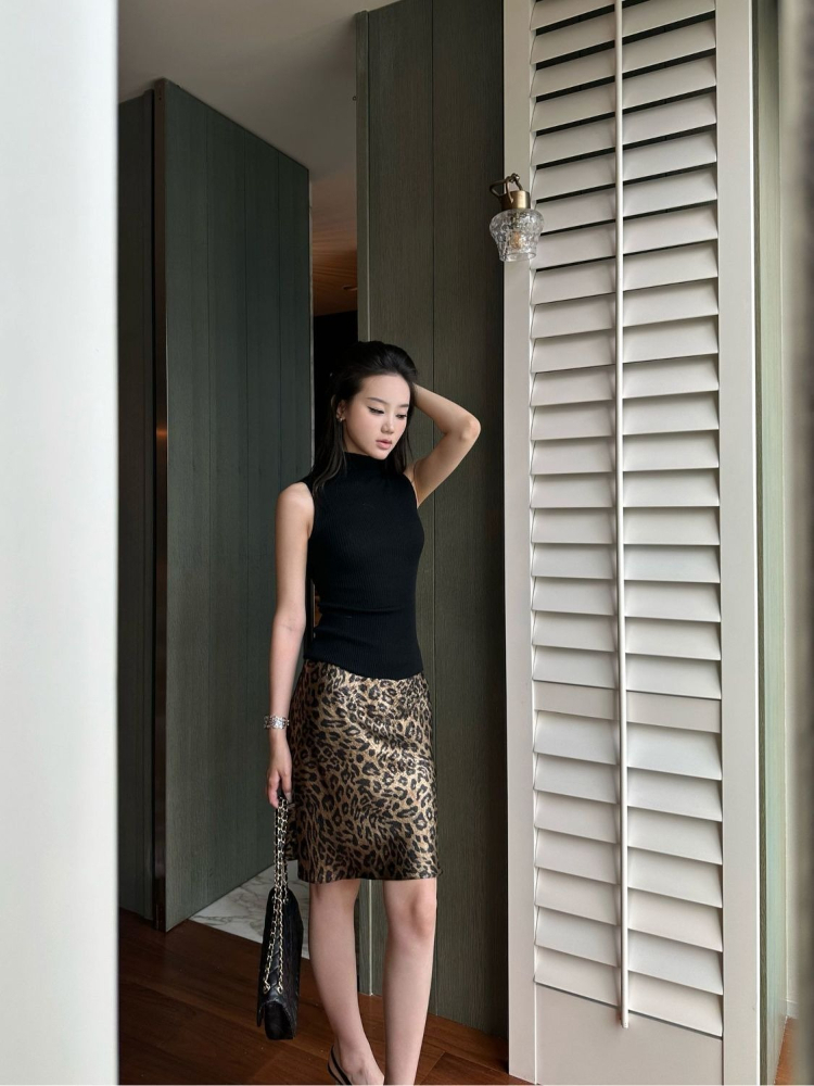 Vintage Gilded Leopard Pattern - Women'S Fashion Gilded Age 评论和价格
