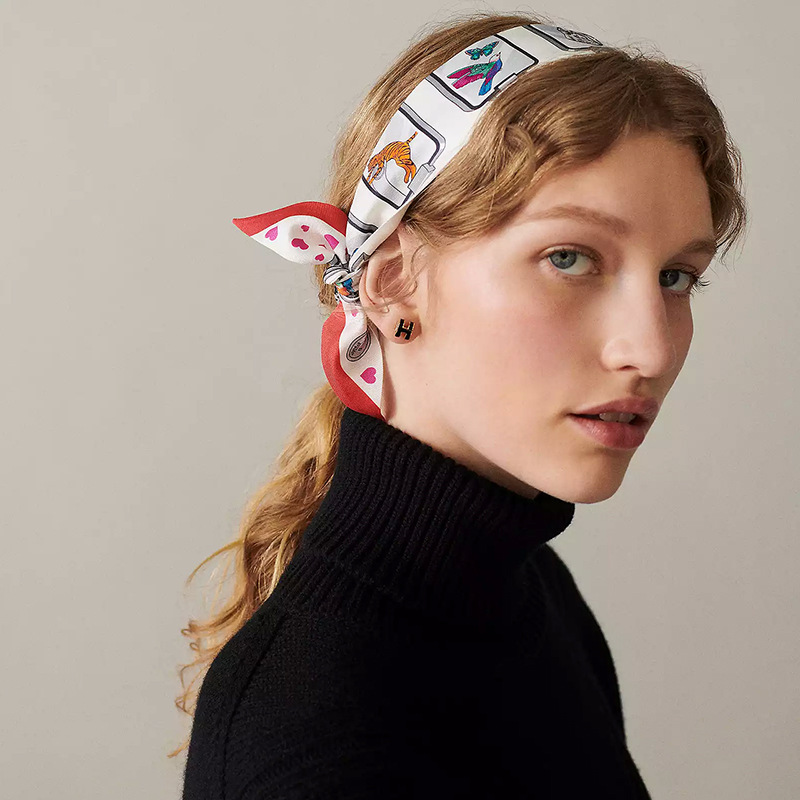 Small 100% Silk Neck Head Scar - Women'S Fashion Hats 评论和价格